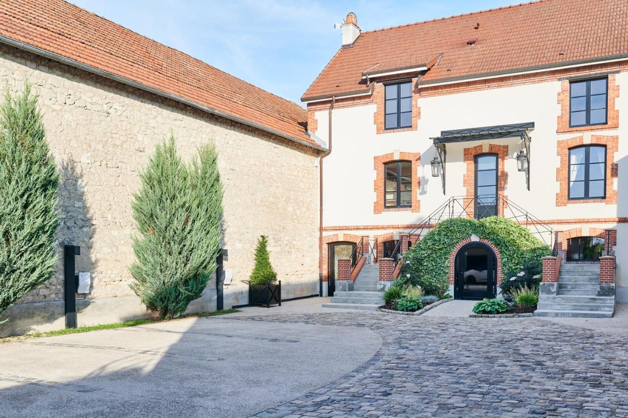 Le Clos Des Terres Soudees - Les Collectionneurs Vrigny  Exterior photo